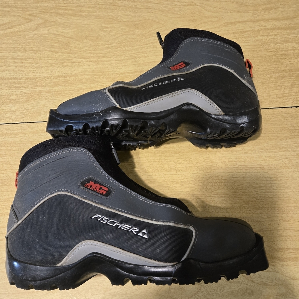 Fischer Cross Country Ski Boots Sz 41